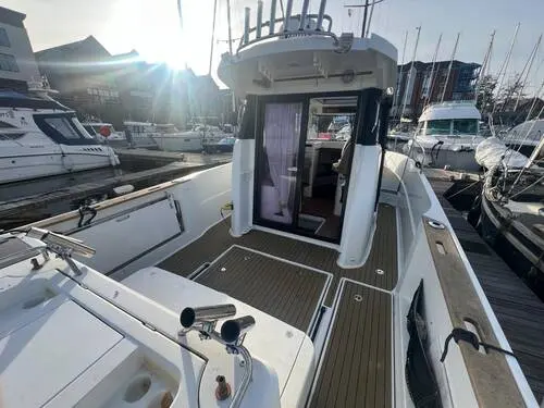 2013 Jeanneau merry fisher 855 marlin