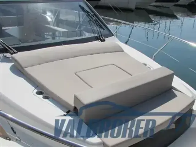 Sealine C335V