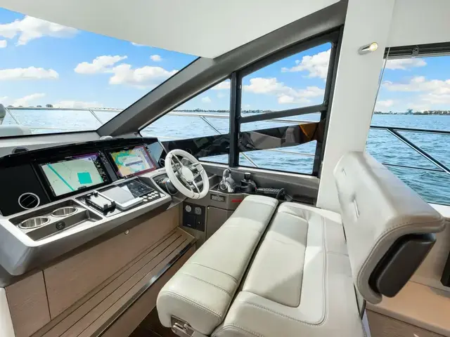 Sunseeker Manhattan 55