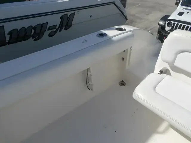 Cobia 220 Dual Console