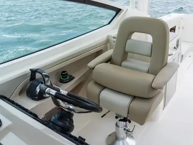 Boston Whaler 280 Vantage