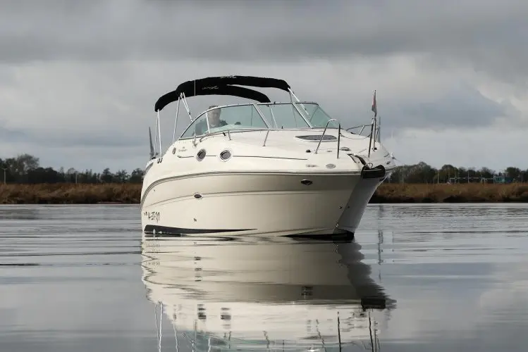 2008 Sea Ray sundancer 255