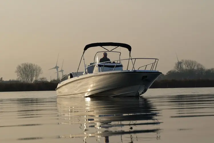 2014 Boston Whaler 270 dauntless