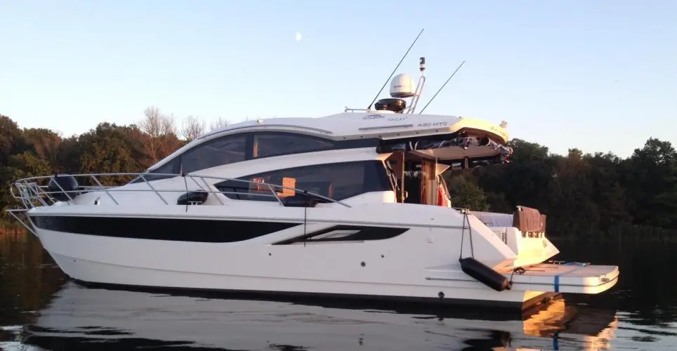 2012 Galeon 325 htc