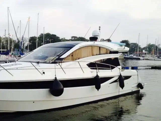 Galeon 325 HTC