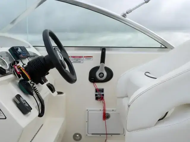 Sea Ray 255 Sundancer