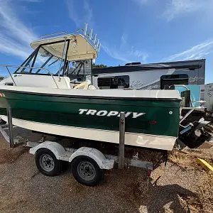 2006 Bayliner 2052 Trophy