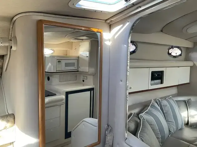 Sea Ray 330 Sundancer