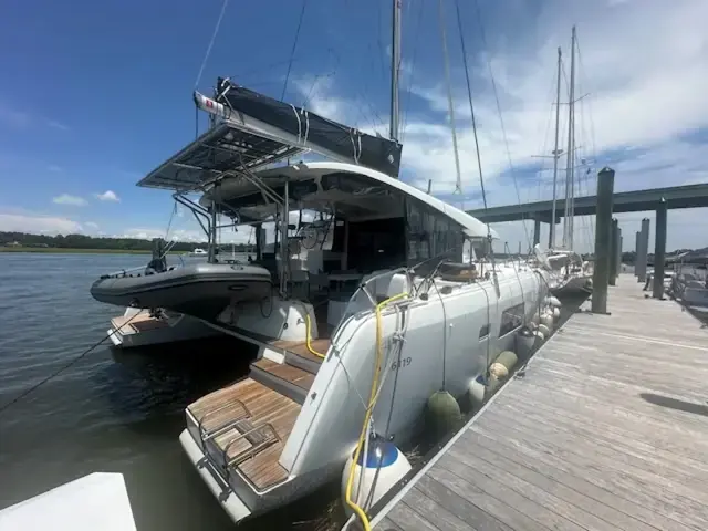 Lagoon 42