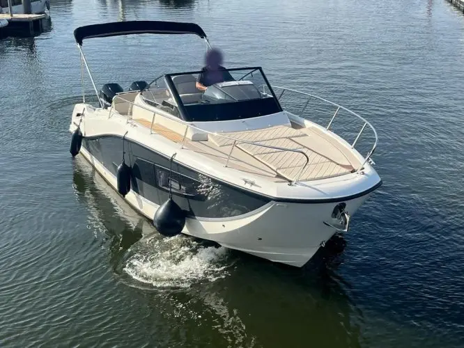 2019 Quicksilver 875 sundeck