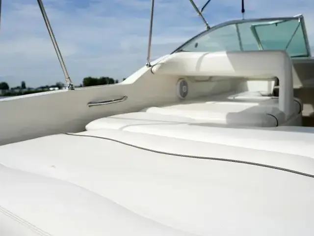 Sea Ray 255 Sundancer