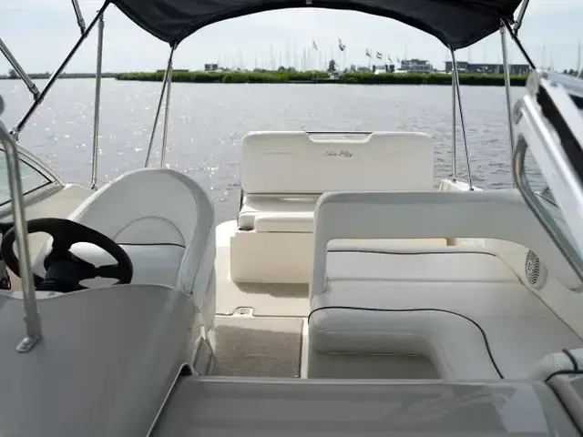 Sea Ray 255 Sundancer