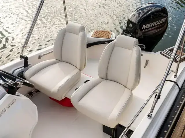 Boston Whaler 130 Super Sport