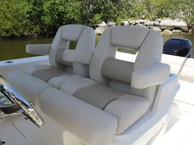 Boston Whaler 280 Outrage