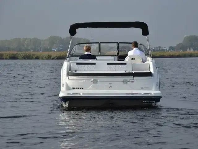 Sea Ray 250 Sunsport