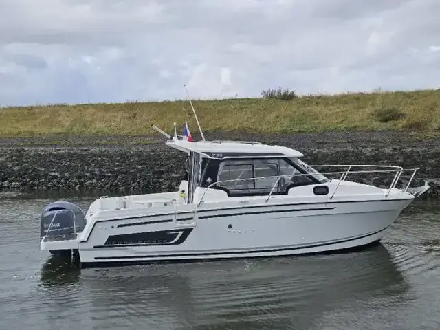 Jeanneau Merry Fisher 795