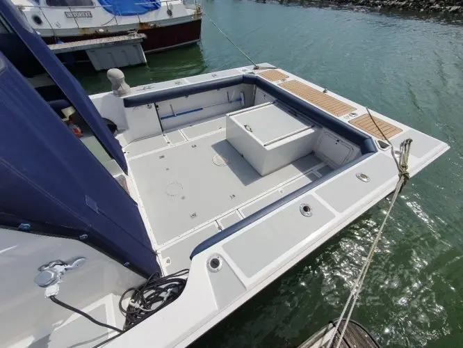 1990 Boston Whaler 26 outrage