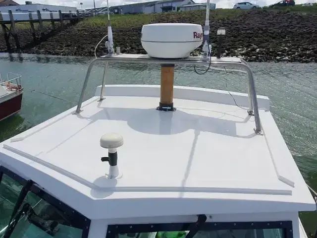 Boston Whaler 26 Outrage