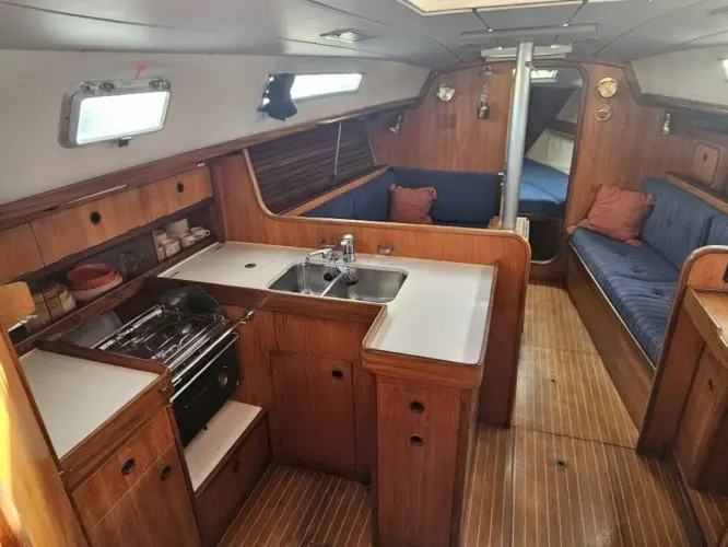 1987 Beneteau first 375