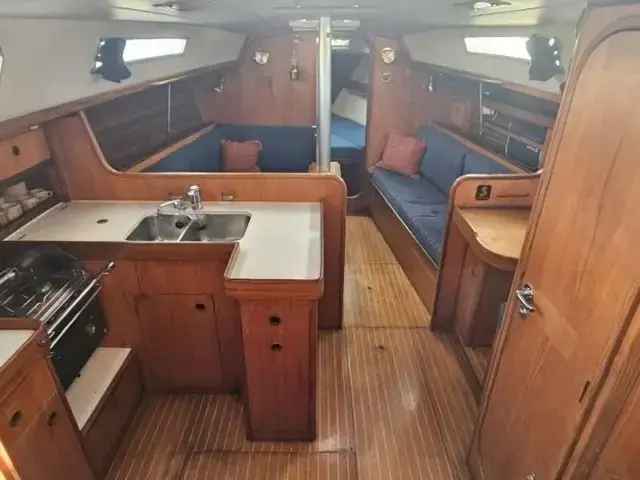 Beneteau First 375