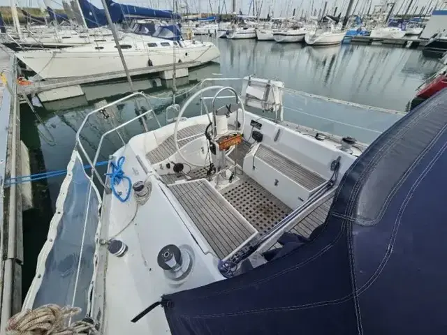 Beneteau First 375