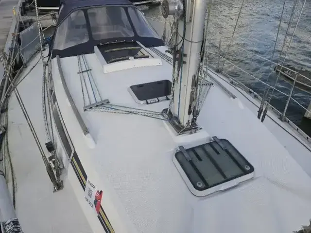 Beneteau First 375