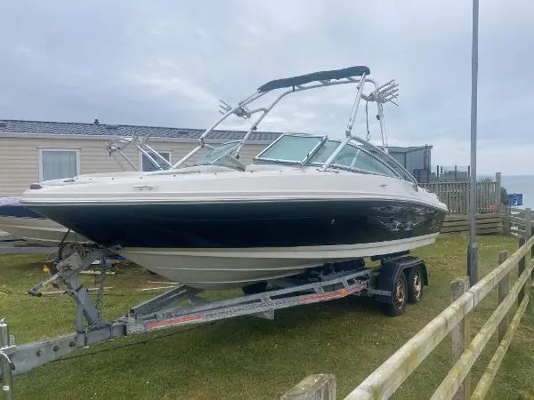 2008 Sea Ray 205 sport