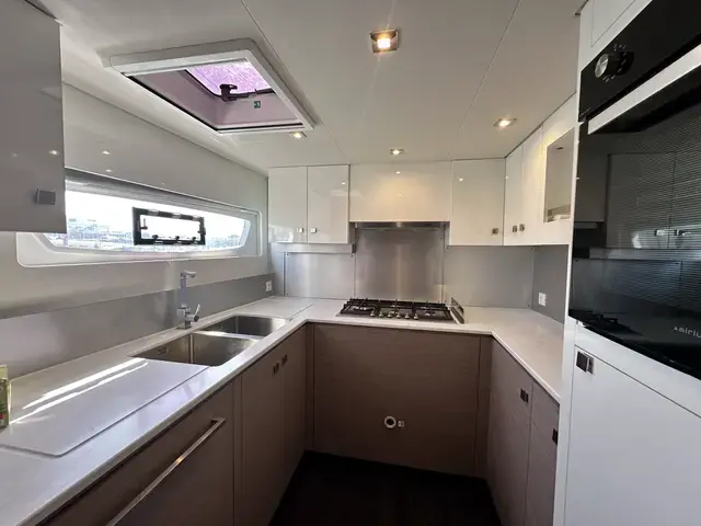 Fountaine Pajot Ipanema 58