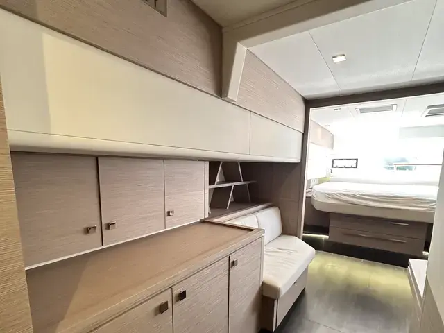 Fountaine Pajot Ipanema 58