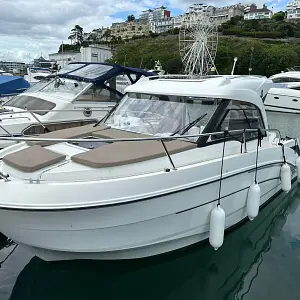 2018 Beneteau Antares 7