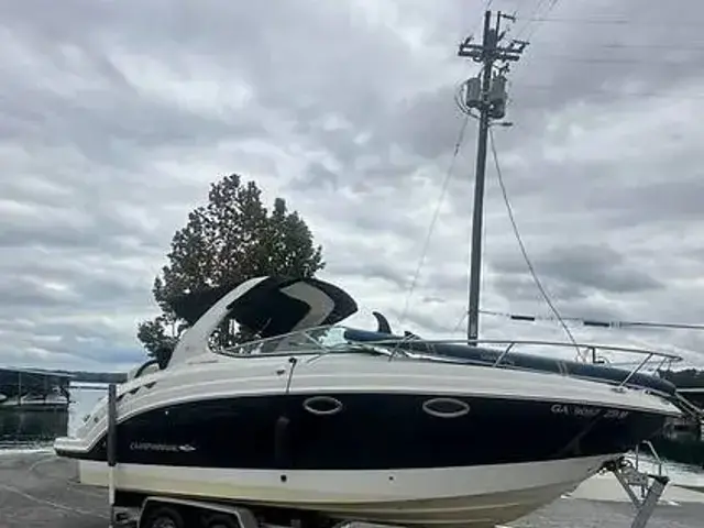 Chaparral 270 Signature