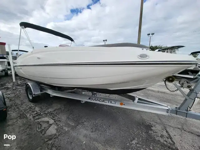 Bayliner 210 Db