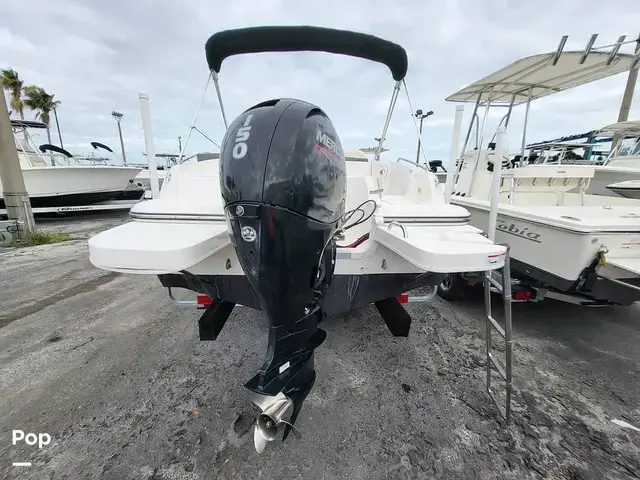 Bayliner 210 Db