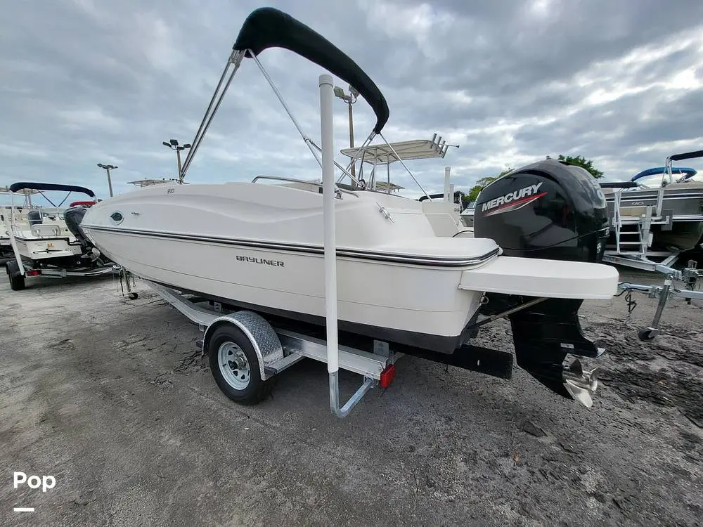 2018 Bayliner 210 db