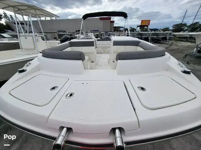 Bayliner 210 Db