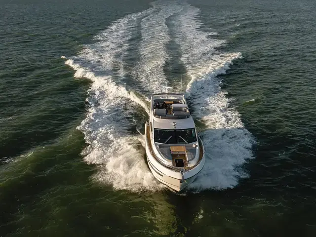 Sunseeker Manhattan 55