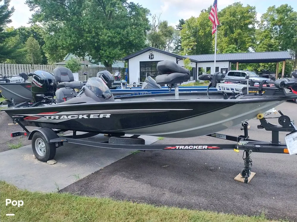 2023 Bass Tracker team 175 tf