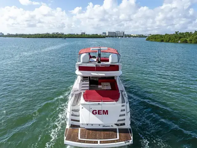 Sunseeker Sport Yacht