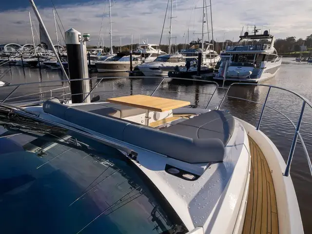 Sunseeker Manhattan 55