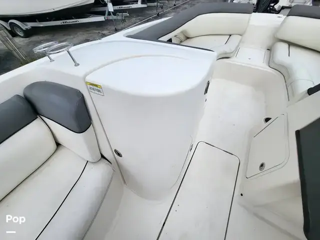 Bayliner 210 Db