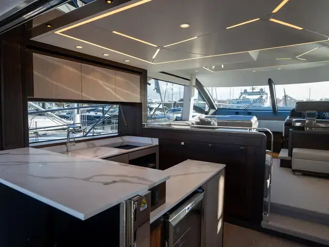 Sunseeker Manhattan 55