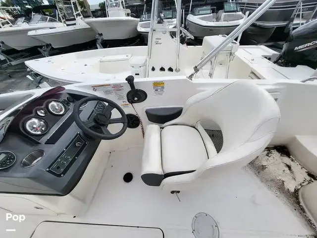 Bayliner 210 Db