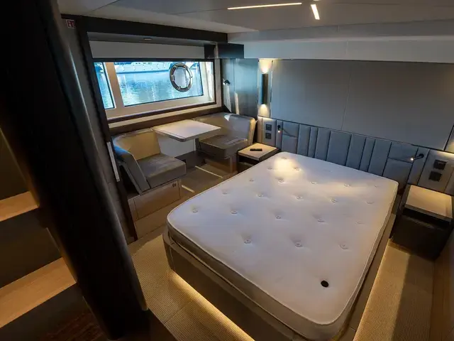 Sunseeker Manhattan 55