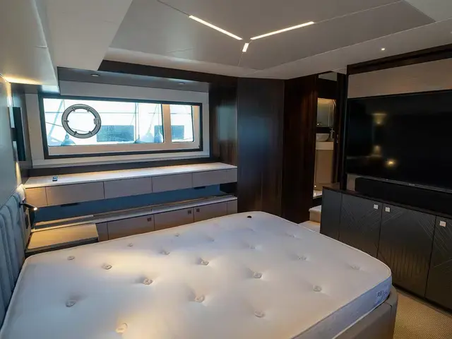 Sunseeker Manhattan 55