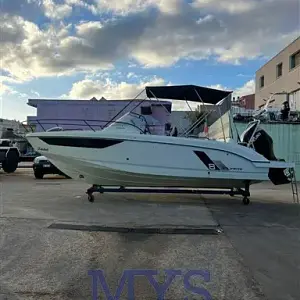 2018 Beneteau Flyer 8 Sundeck