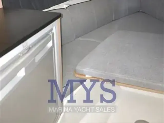 Beneteau Flyer 8 Sundeck