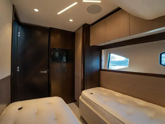 Sunseeker Manhattan 55