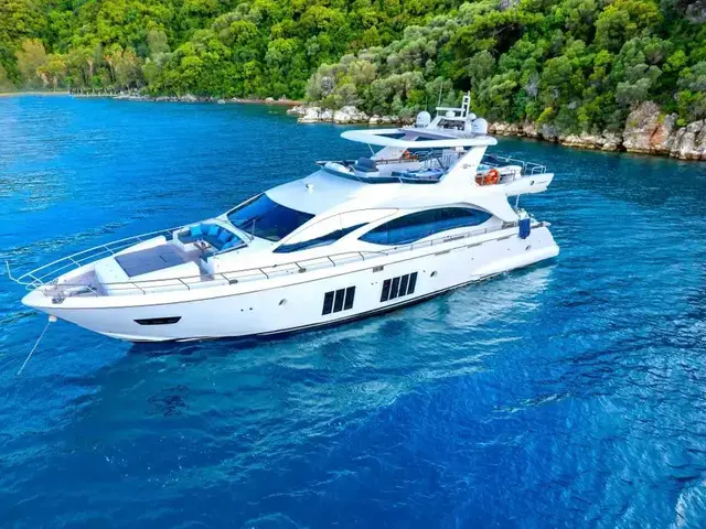 Azimut 84 for sale in Croatia for €2,700,000 ($2,832,404)