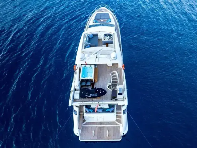 Azimut 84