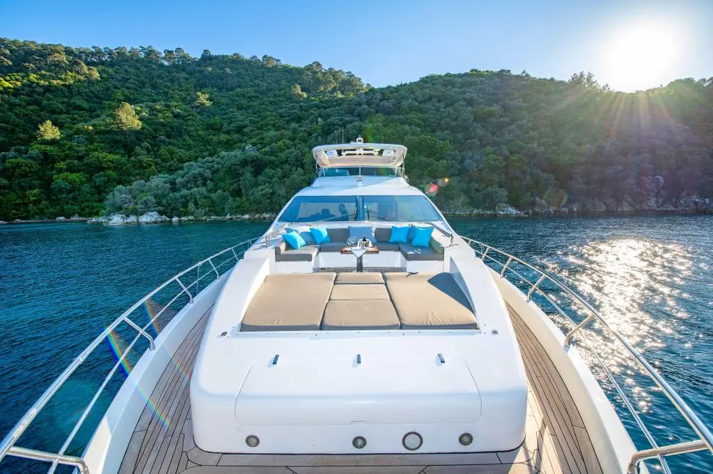 2016 Azimut 84